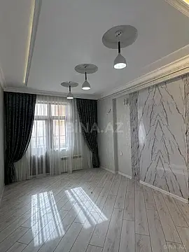 Satılır 2 otaqlı mənzil 83 m²