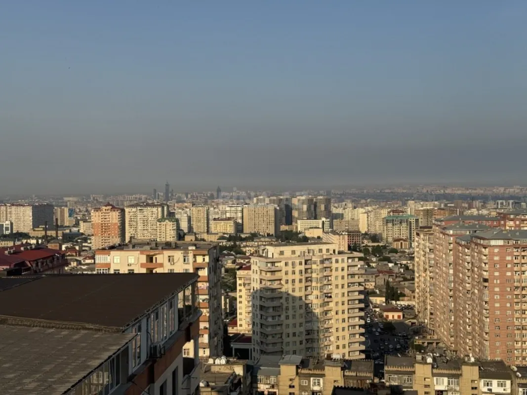 Satılır 2 otaqlı mənzil 104 m²