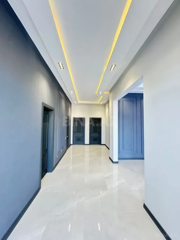 Satılır 4 otaqlı həyət evi 200 m²