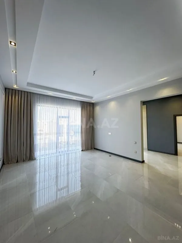 Satılır 4 otaqlı həyət evi 200 m²