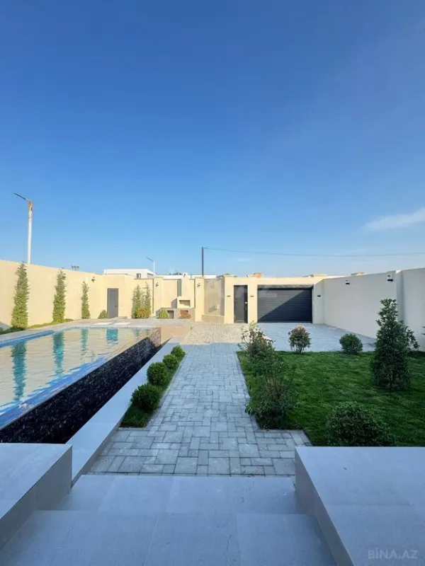 Satılır 4 otaqlı həyət evi 200 m²