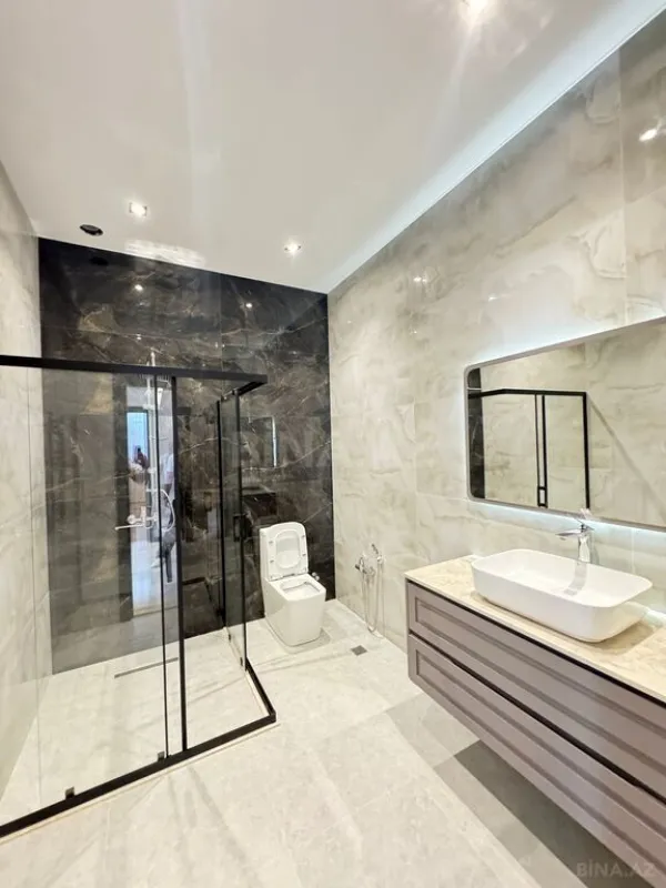 Satılır 4 otaqlı həyət evi 200 m²