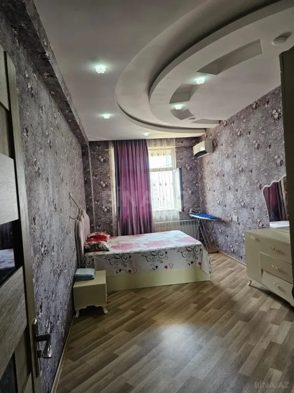 Kirayə verilir 2 otaqlı mənzil 100 m²