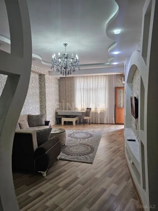 Kirayə verilir 2 otaqlı mənzil 100 m²