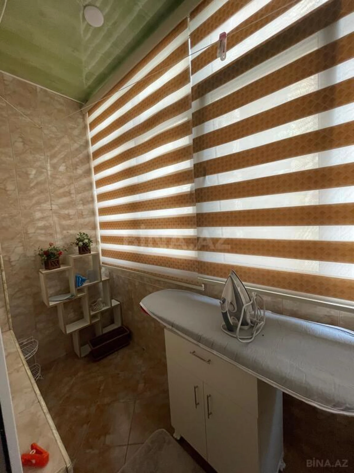 Satılır 3 otaqlı mənzil 120.6 m²