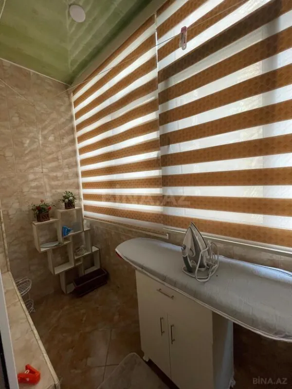 Satılır 3 otaqlı mənzil 120.6 m²