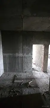 Satılır 4 otaqlı mənzil 184 m²