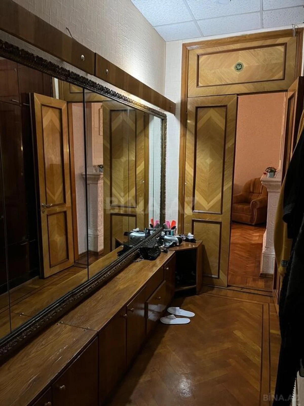 Satılır 5 otaqlı mənzil 170 m²