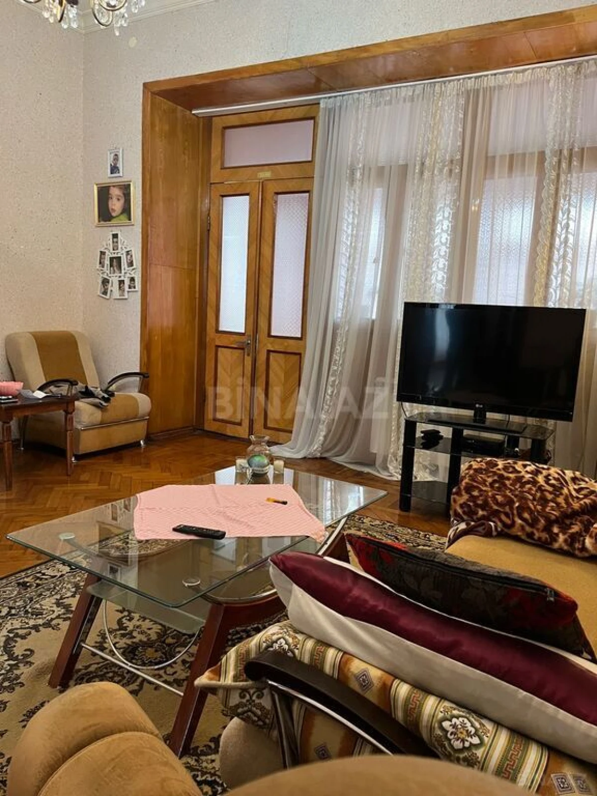 Satılır 5 otaqlı mənzil 170 m²