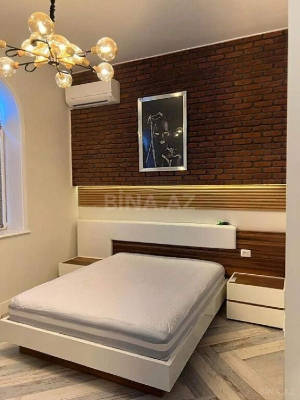Satılır 7 otaqlı həyət evi 450 m²
