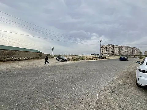 Satılır torpaq sahəsi 415 m²