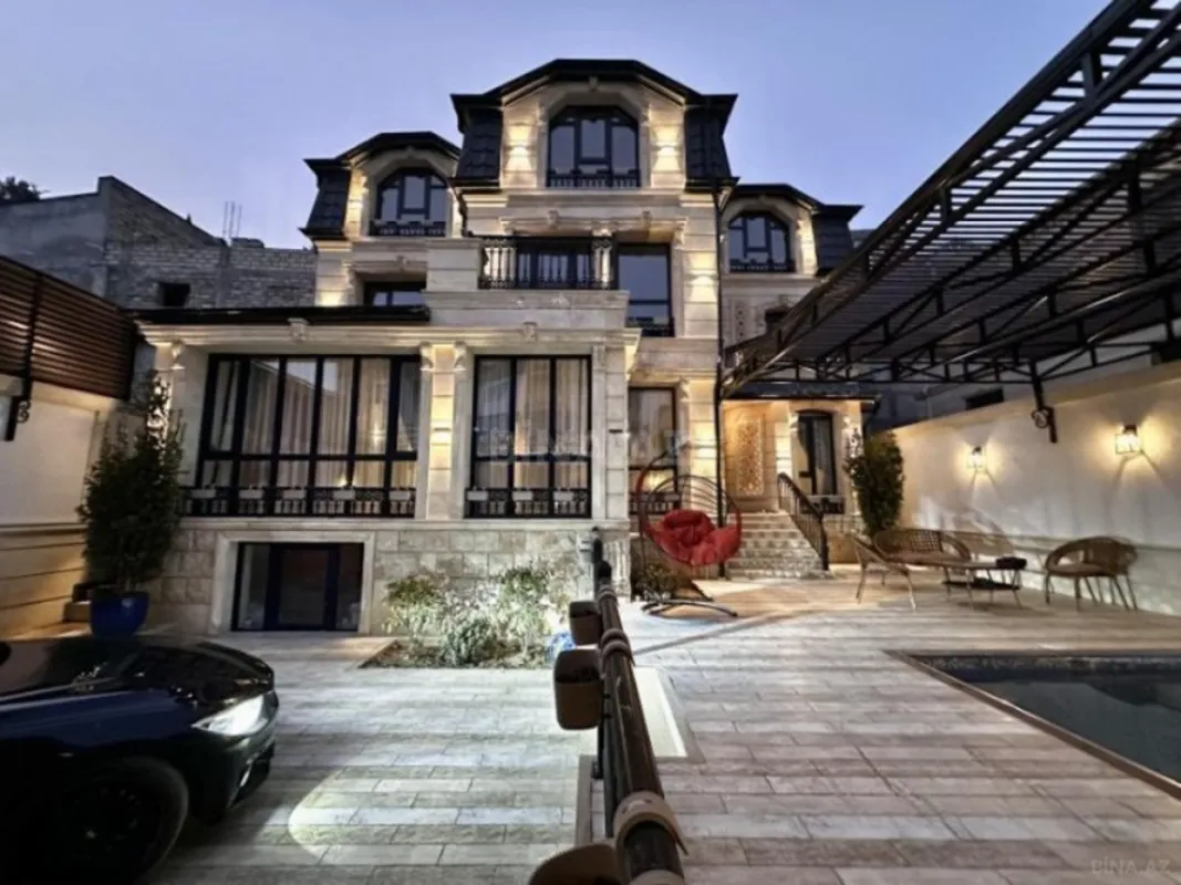 Satılır 5 otaqlı həyət evi 400 m²
