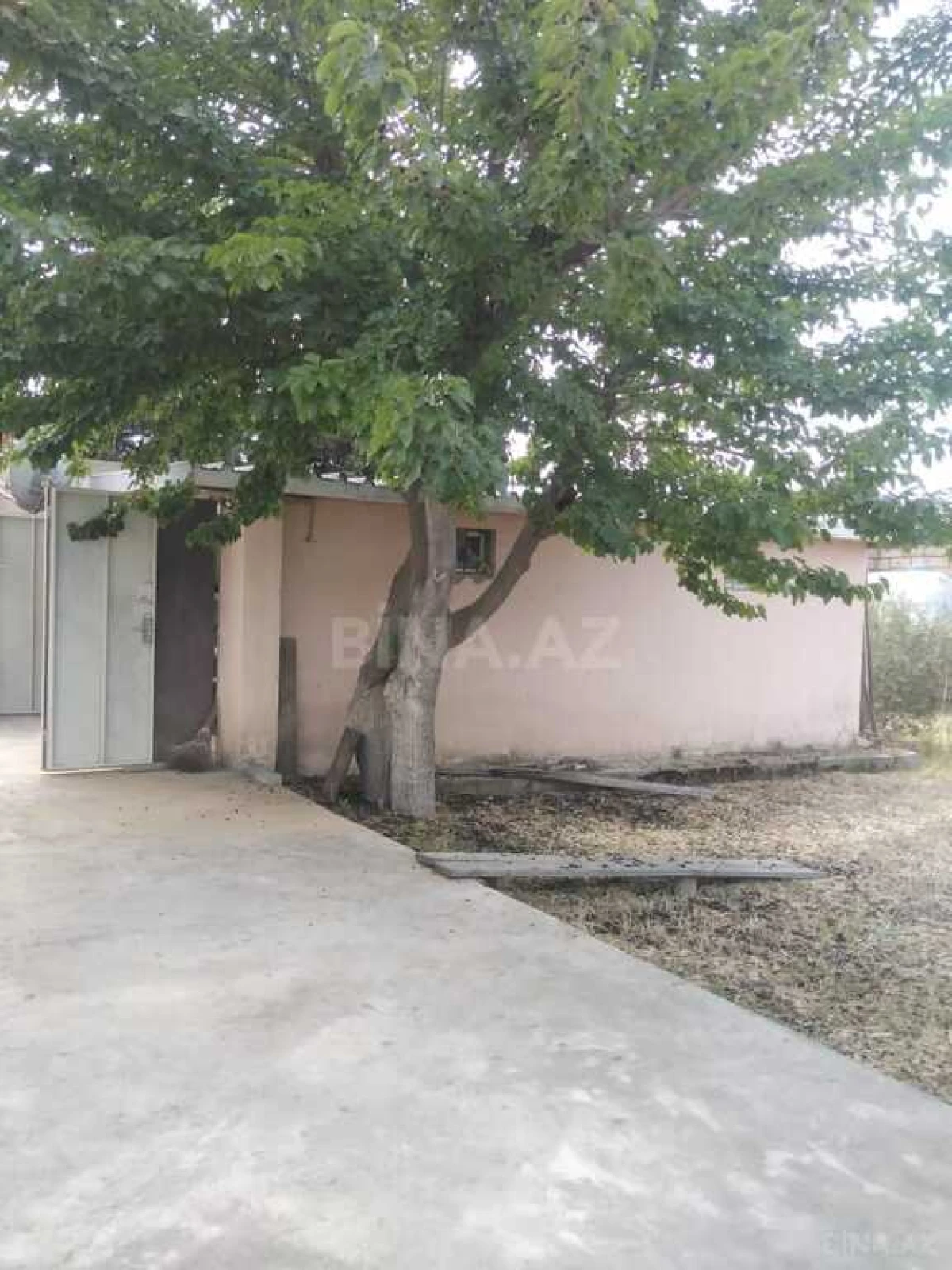 Satılır torpaq sahəsi 12 m²