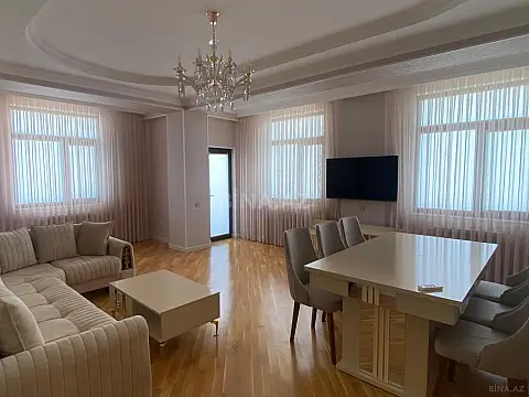 Kirayə verilir 3 otaqlı mənzil 180 m² — Bakı, Nəsimi 3 otaq 180.00 m²