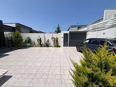 Satılır 4 otaqlı həyət evi 170 m²