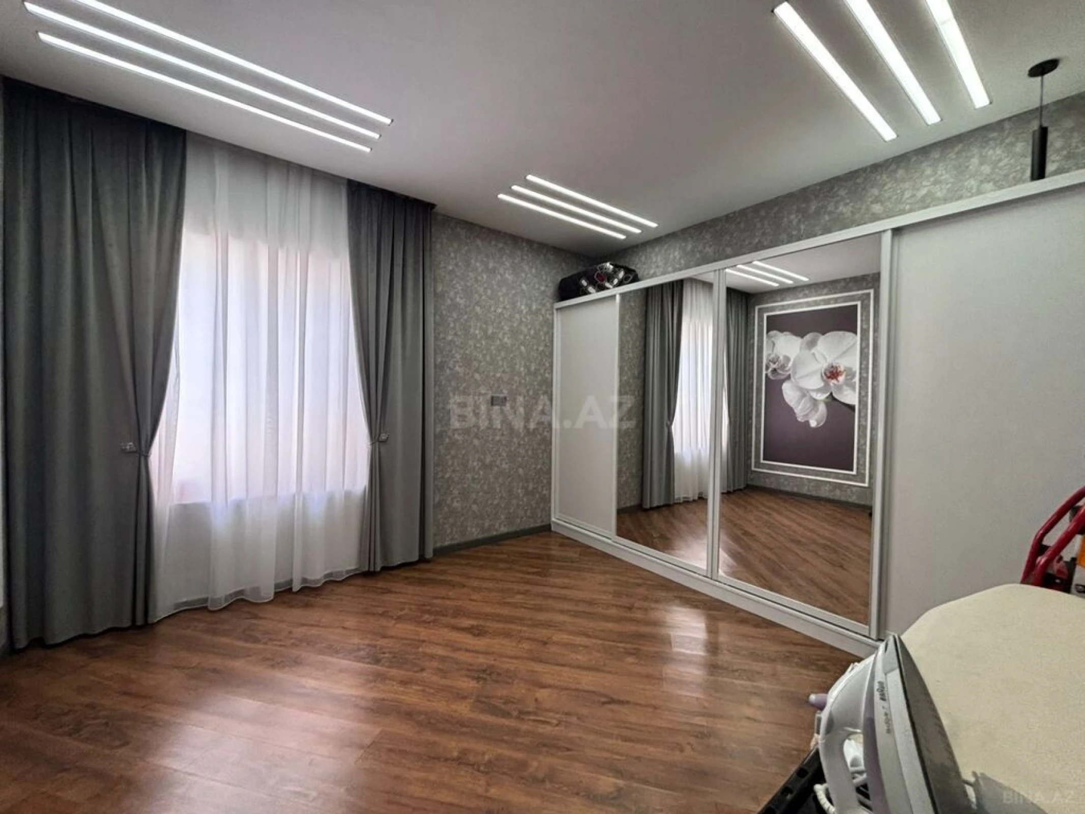 Satılır 4 otaqlı həyət evi 170 m²