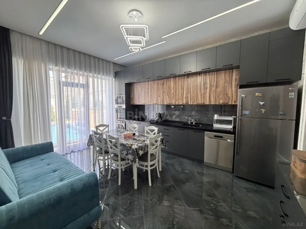 Satılır 4 otaqlı həyət evi 170 m²