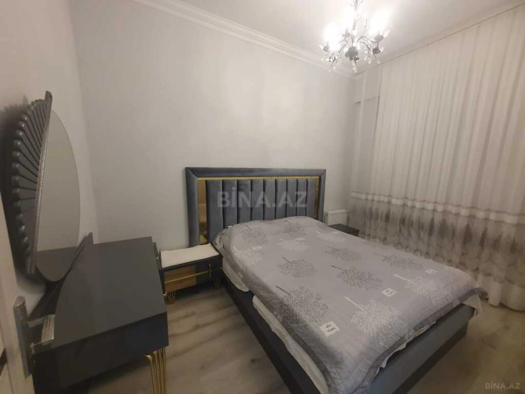 Satılır 2 otaqlı mənzil 49 m²