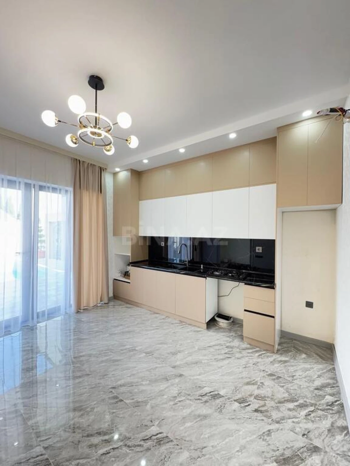 Satılır 4 otaqlı həyət evi 150 m²