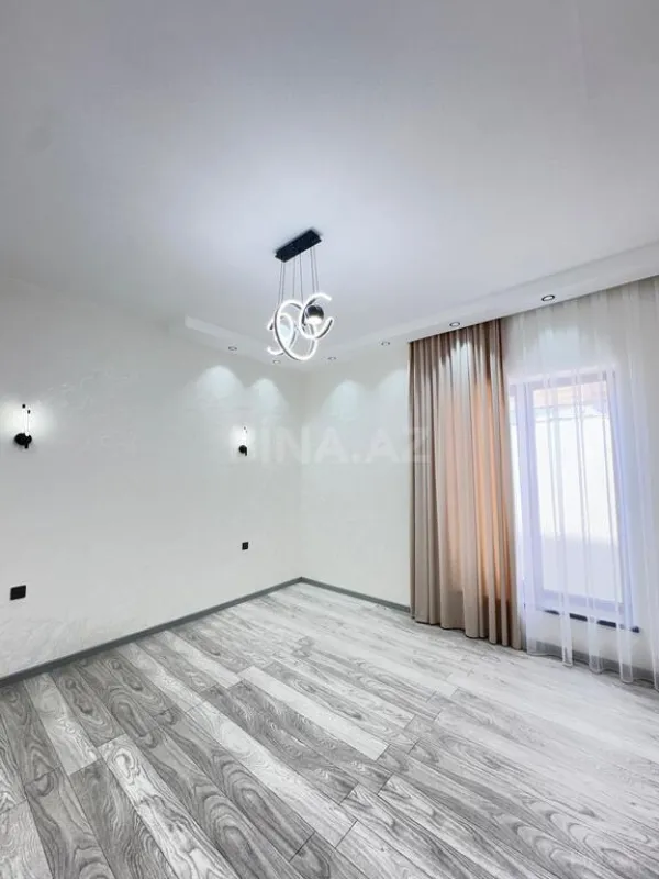 Satılır 4 otaqlı həyət evi 150 m²