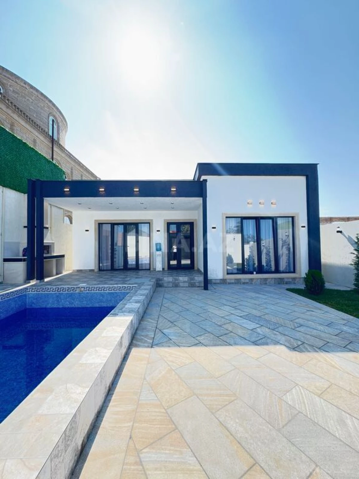 Satılır 4 otaqlı həyət evi 150 m²