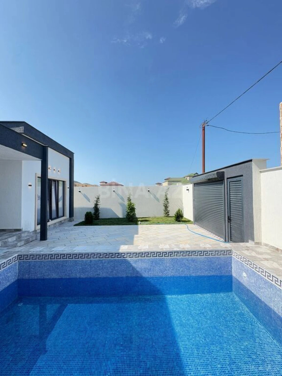 Satılır 4 otaqlı həyət evi 150 m²