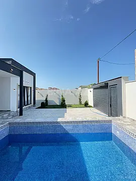 Satılır 4 otaqlı həyət evi 150 m²
