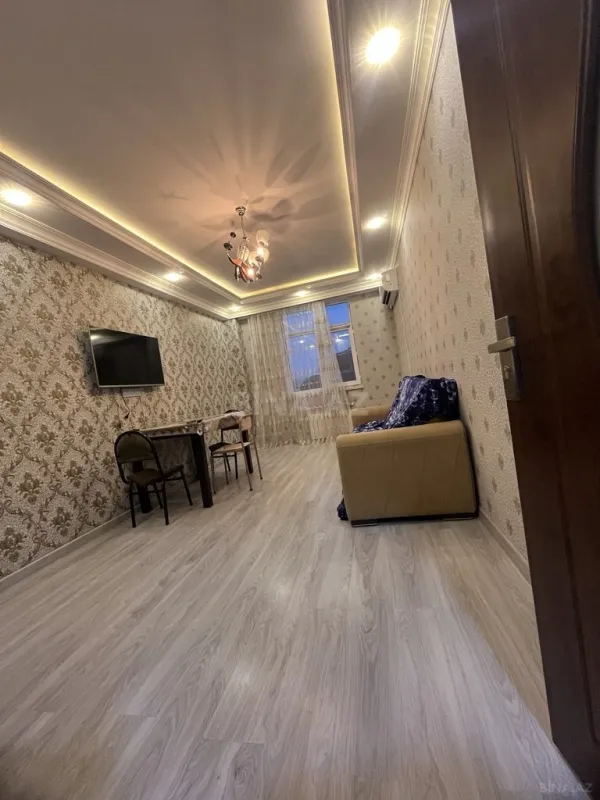 Kirayə verilir 2 otaqlı mənzil 52 m²