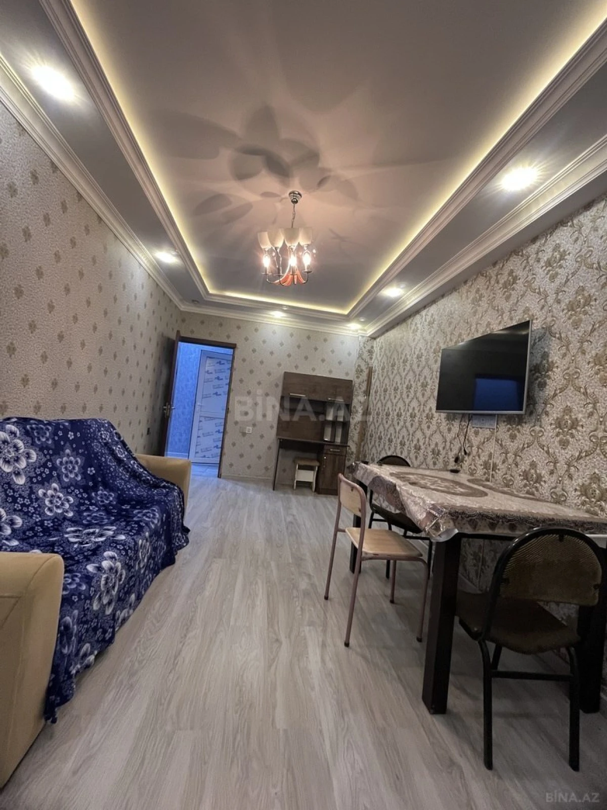 Kirayə verilir 2 otaqlı mənzil 52 m²