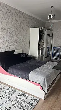 Kirayə verilir 2 otaqlı mənzil 104 m²