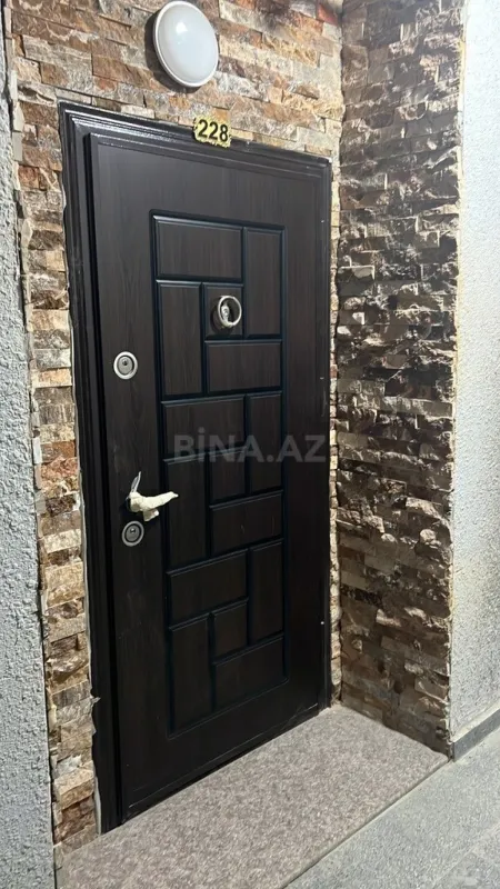 Kirayə verilir 2 otaqlı mənzil 104 m²