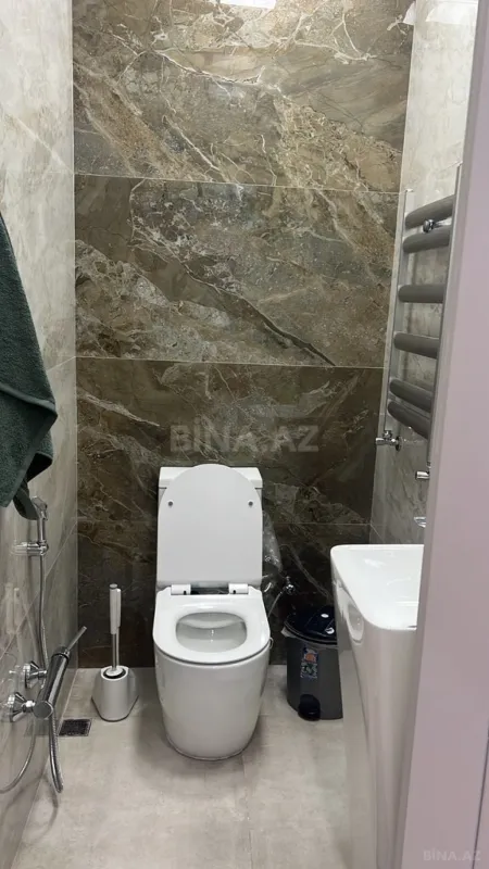 Kirayə verilir 2 otaqlı mənzil 104 m²