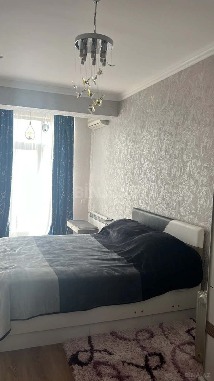 Kirayə verilir 2 otaqlı mənzil 104 m²