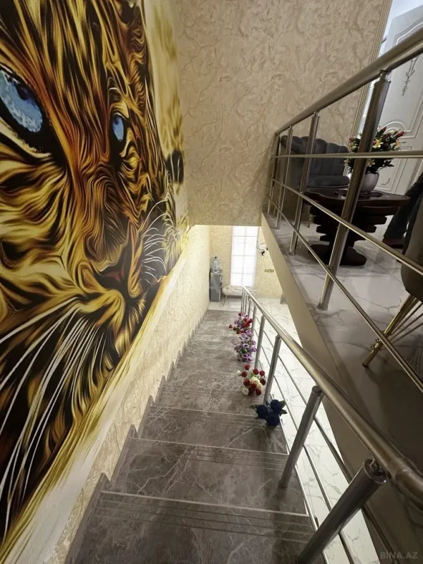 Satılır 4 otaqlı həyət evi 200 m²