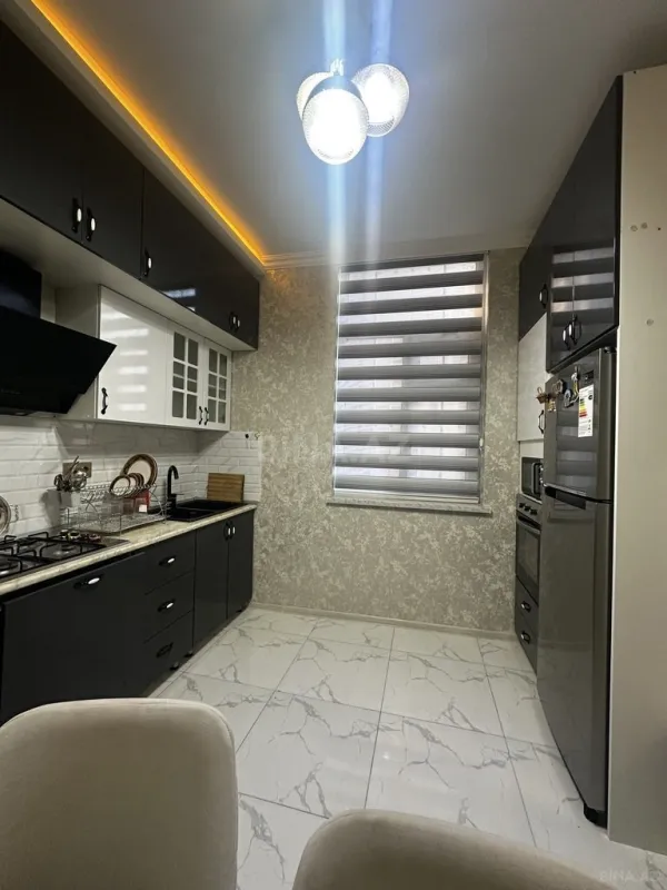 Satılır 4 otaqlı həyət evi 200 m²