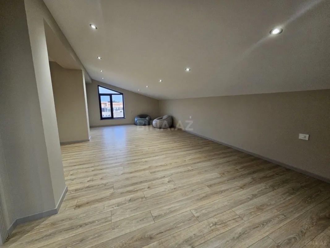 Satılır 7 otaqlı həyət evi 350 m²
