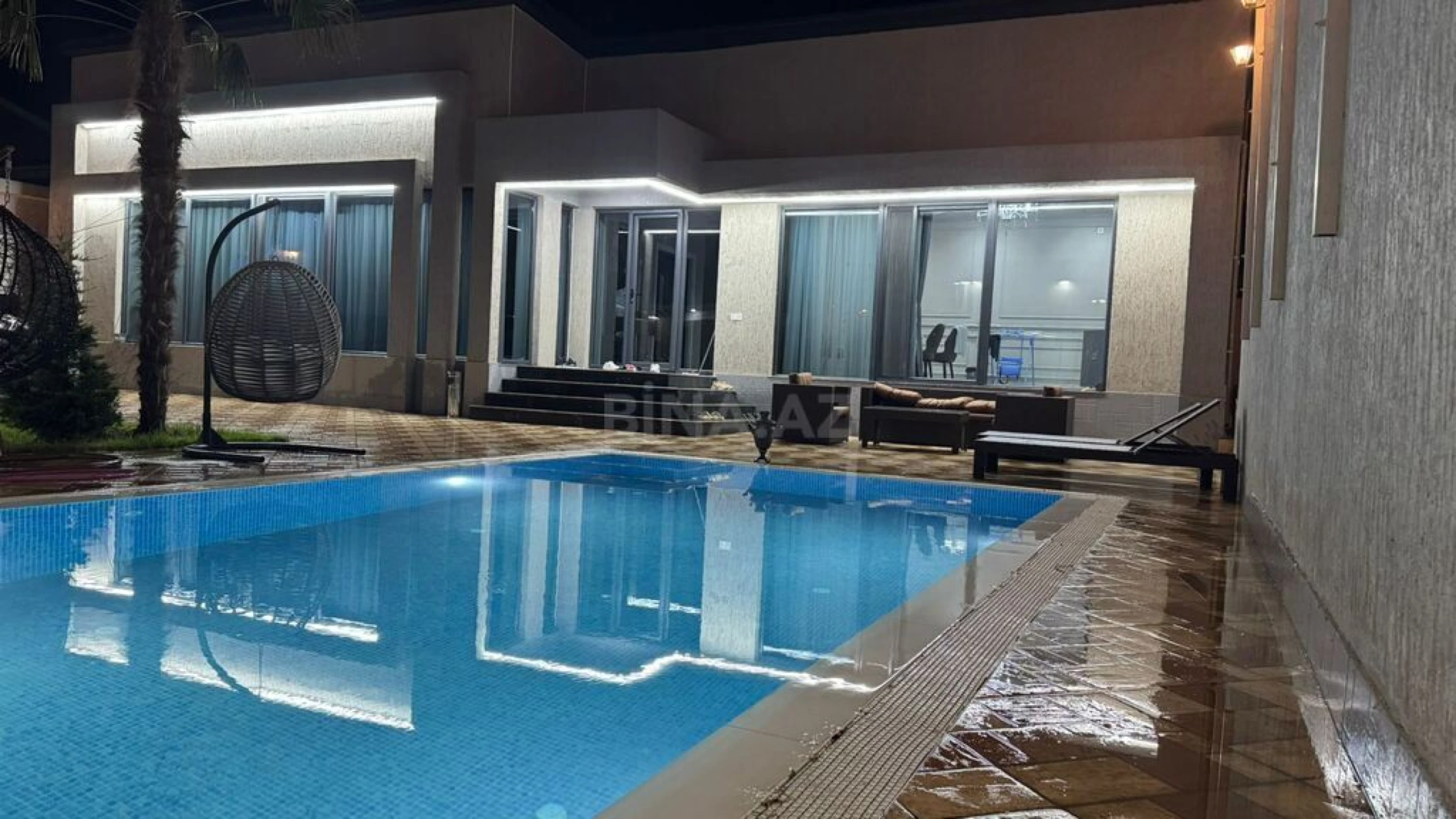 Kirayə verilir 5 otaqlı həyət evi 300 m²