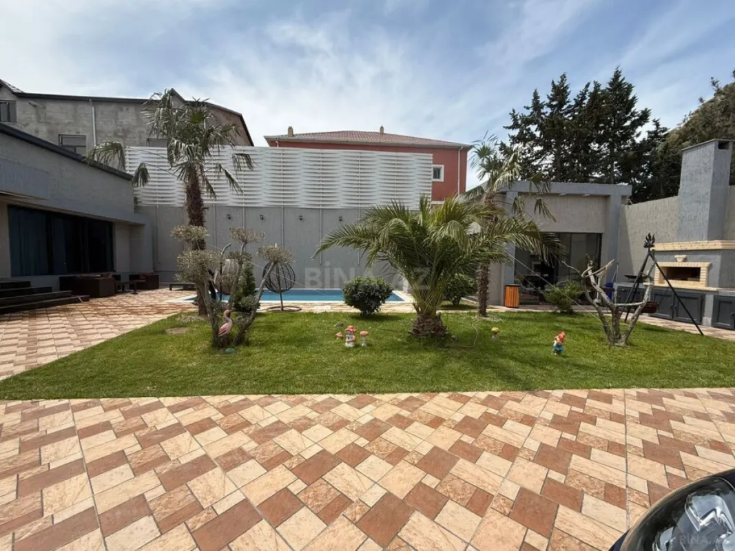 Kirayə verilir 5 otaqlı həyət evi 300 m²