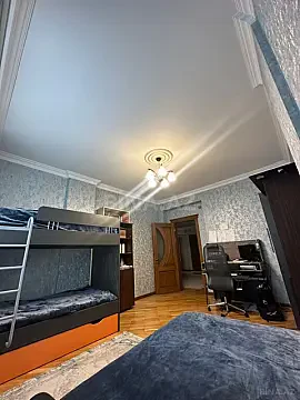 Satılır 4 otaqlı mənzil 181 m²