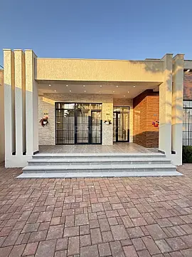 Satılır 4 otaqlı həyət evi 160 m²