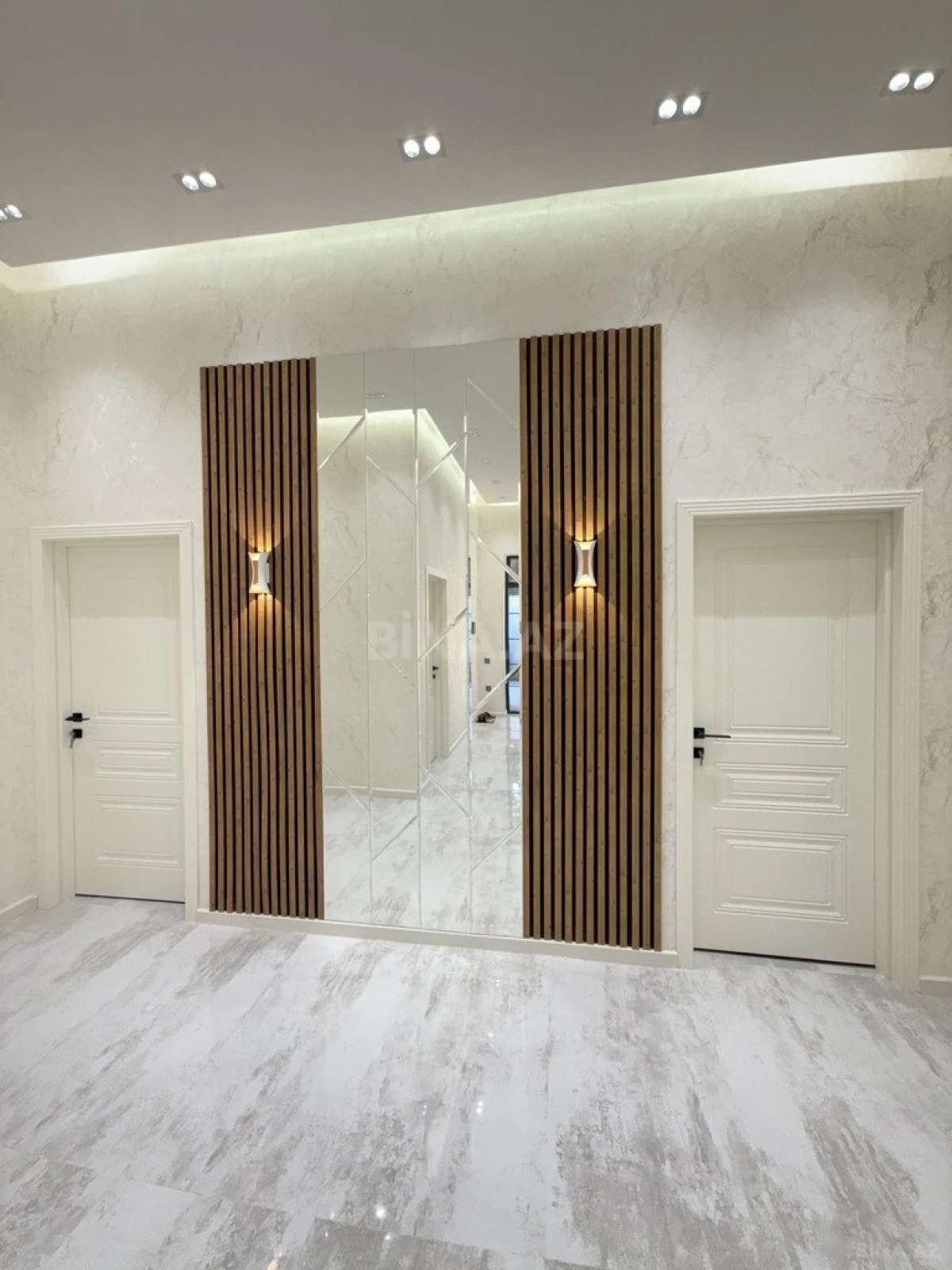 Satılır 4 otaqlı həyət evi 160 m²