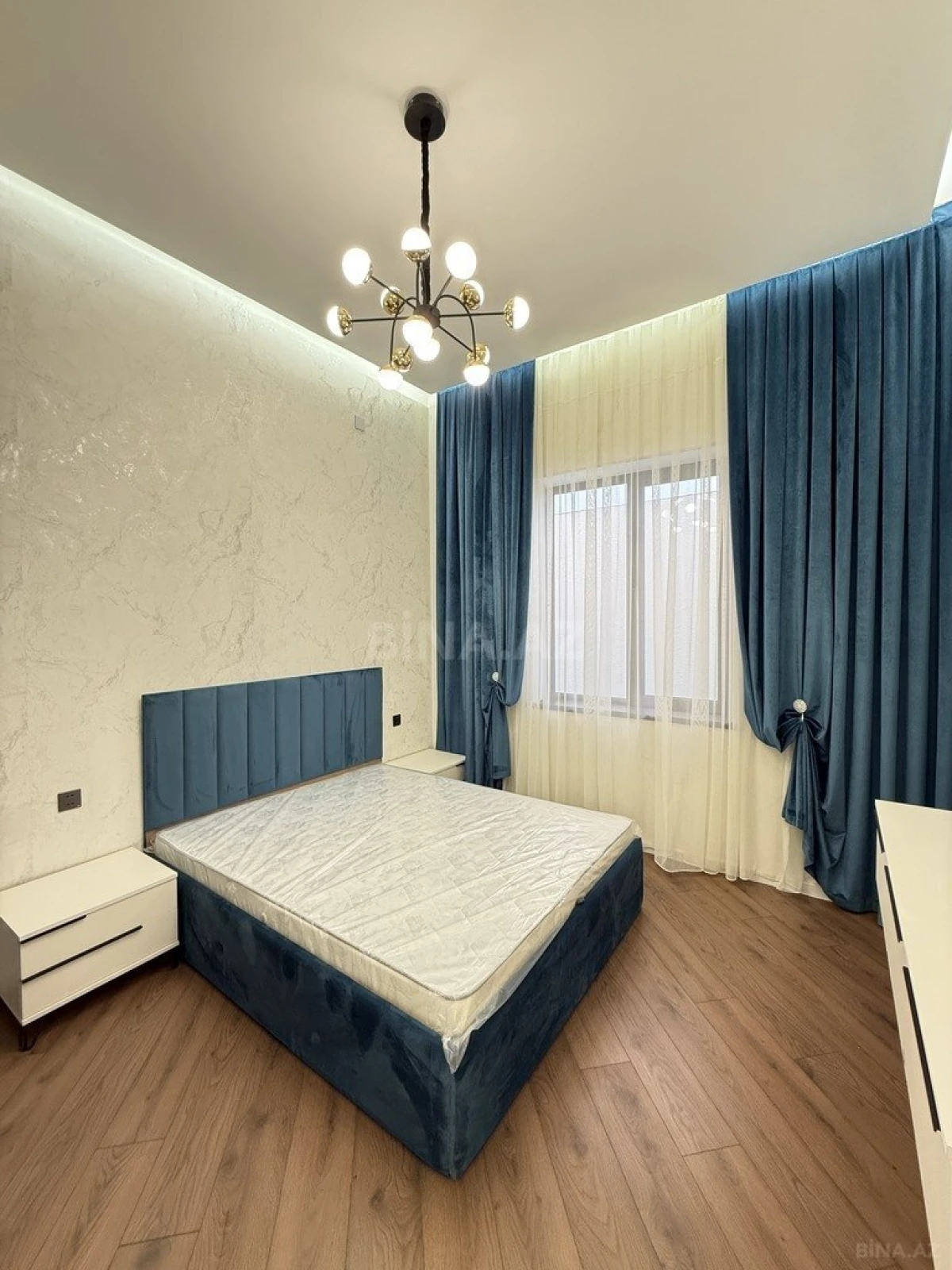 Satılır 4 otaqlı həyət evi 160 m²