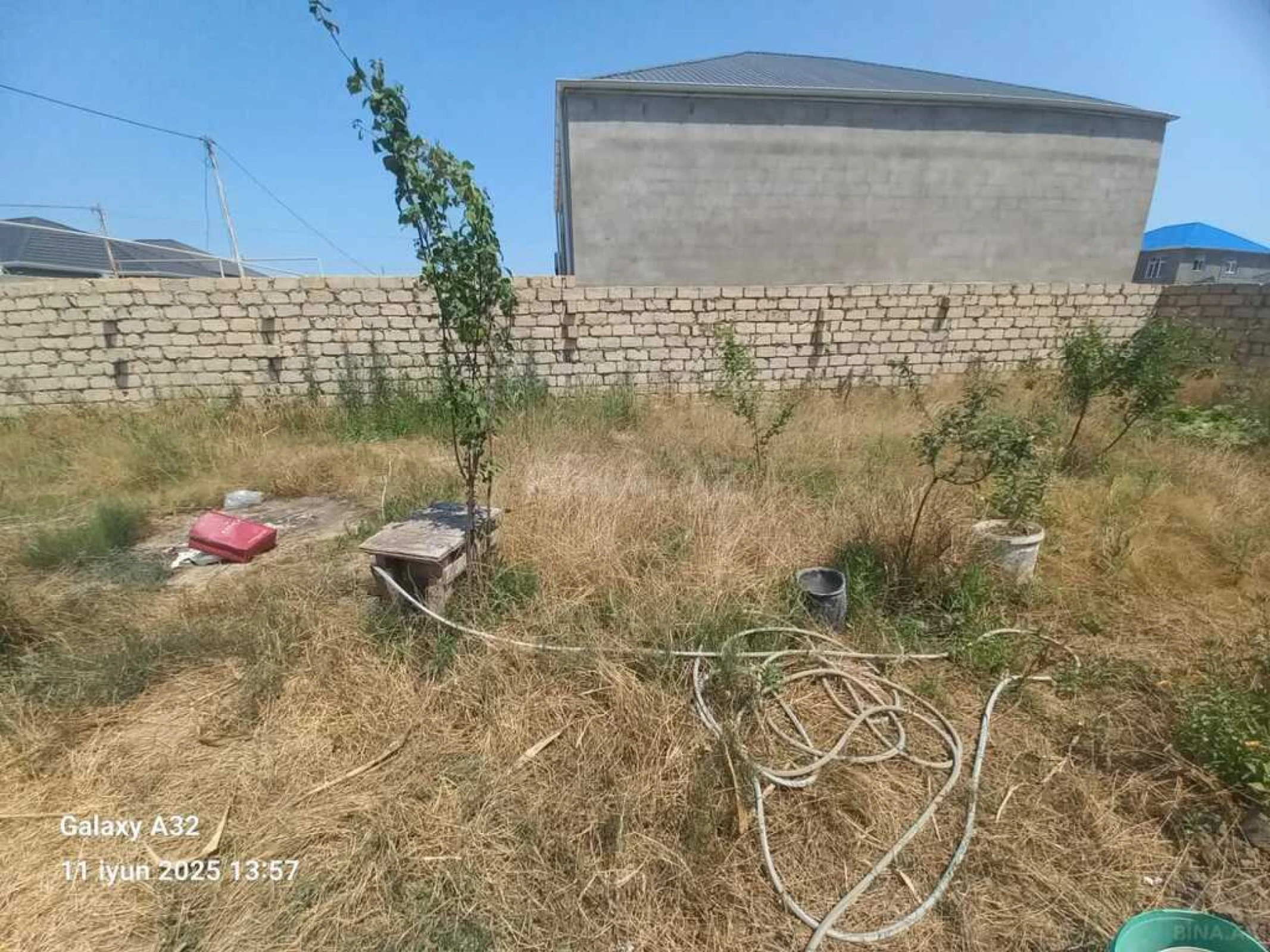 Satılır torpaq sahəsi 2 m²