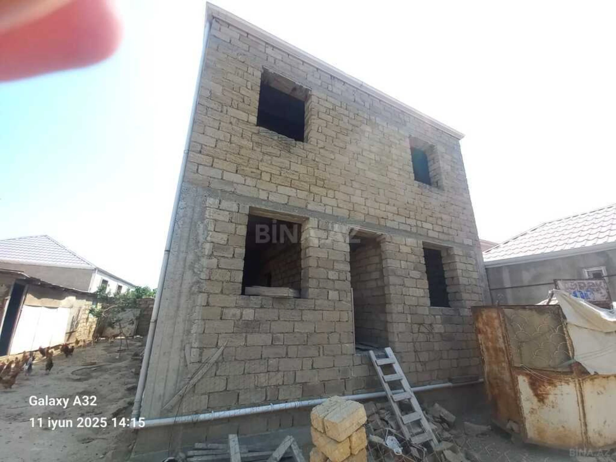 Satılır 7 otaqlı həyət evi 150 m²