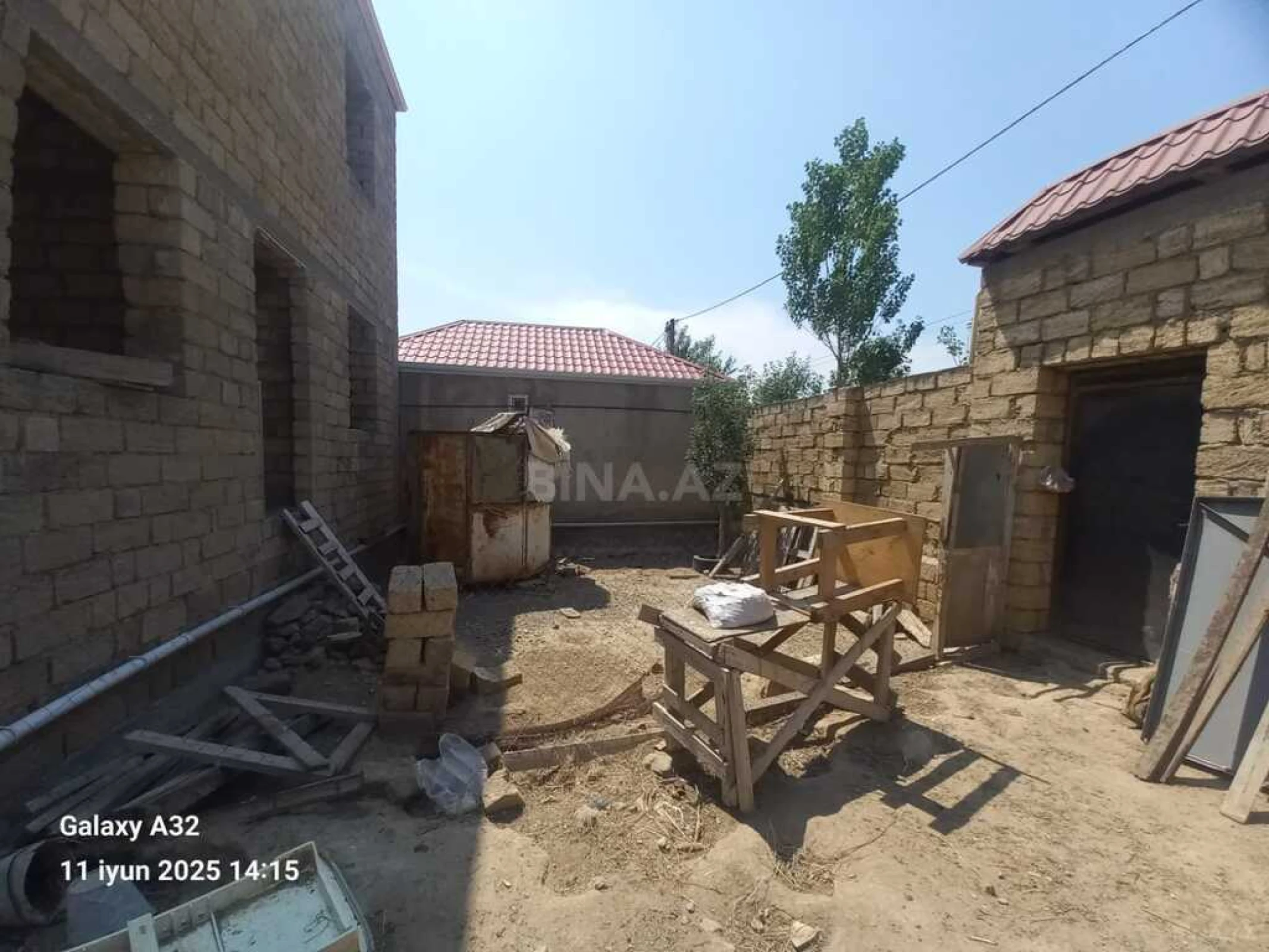 Satılır 7 otaqlı həyət evi 150 m²