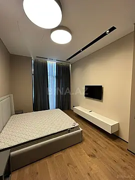 Kirayə verilir 3 otaqlı mənzil 138 m²