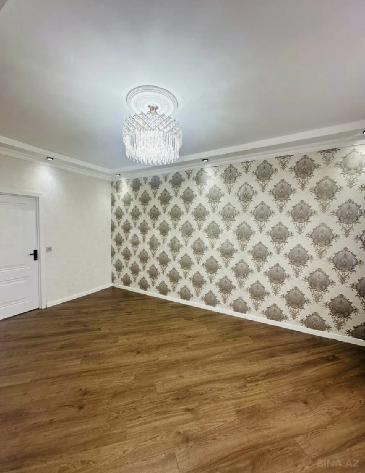 Satılır 2 otaqlı mənzil 58 m²