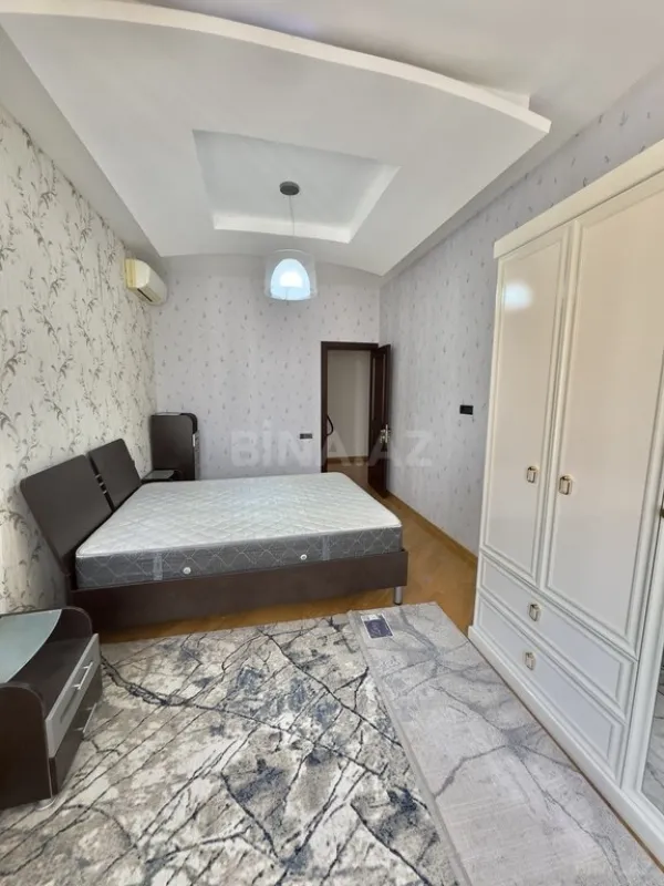 Kirayə verilir 3 otaqlı mənzil 140 m²