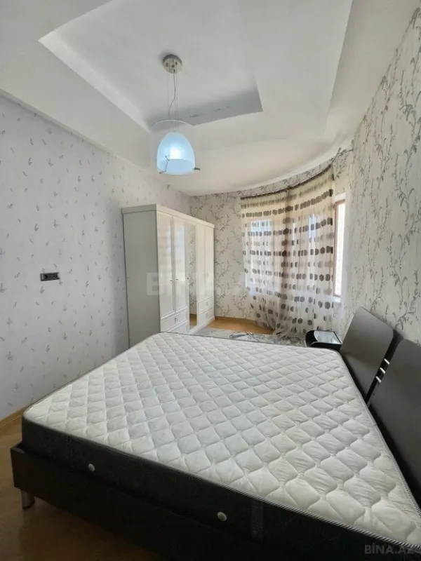 Kirayə verilir 3 otaqlı mənzil 140 m²