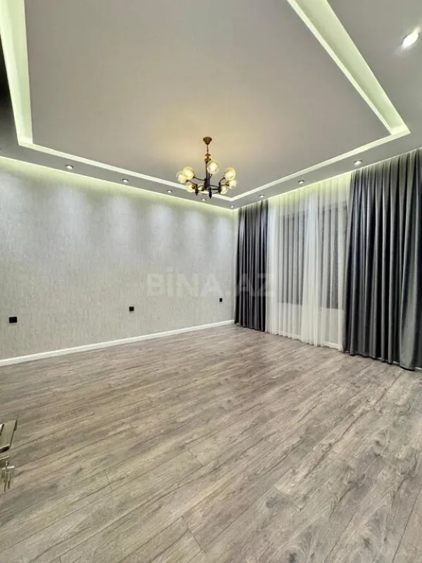 Satılır 6 otaqlı həyət evi 300 m²
